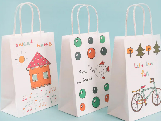 White Kraft Paper Bag With Handle For Sending Gifts