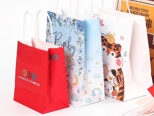 Kraft Paper Shopping Bags With Handle Provide Customized Services