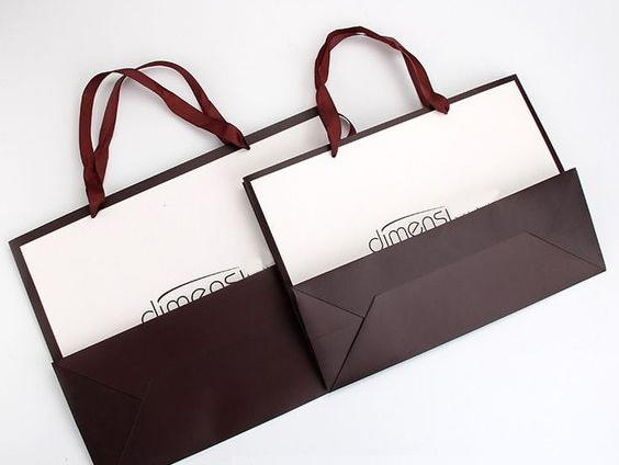  High-Capacity White Shopping Paper Bag 