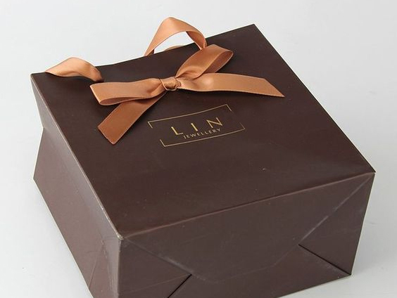 Brown Bowknot Gift Paper Bags With Reasonable Price