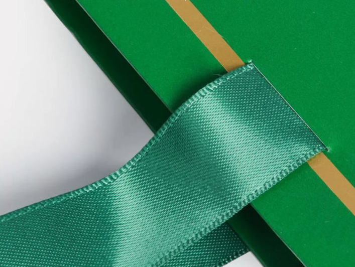  Luxury Green Shopping Paper Bags 