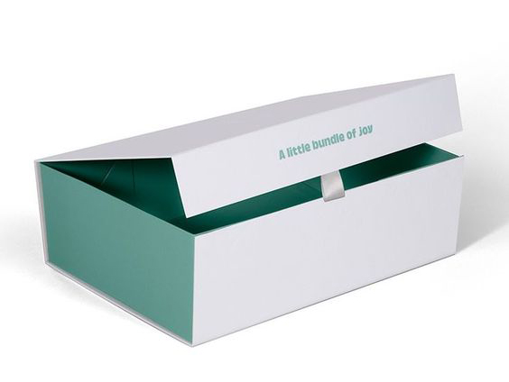  Wholesale High-end Gift Cardboard Box With Recyclable Materials