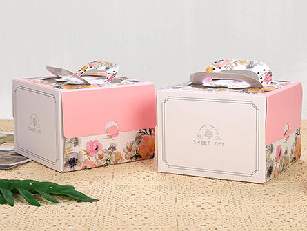 Cake Box With Handle