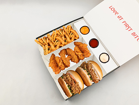 Food Box Packaging With 3 Sauce