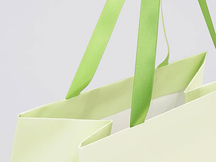 Free Sample Paper Bag With Handle