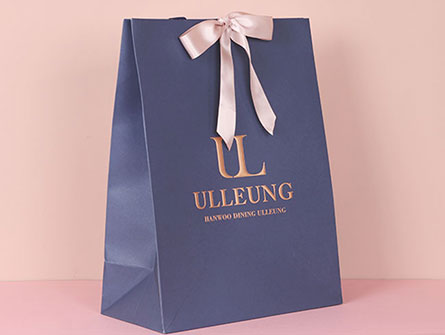 Boutique Logos Paper Bag With Ribbon 