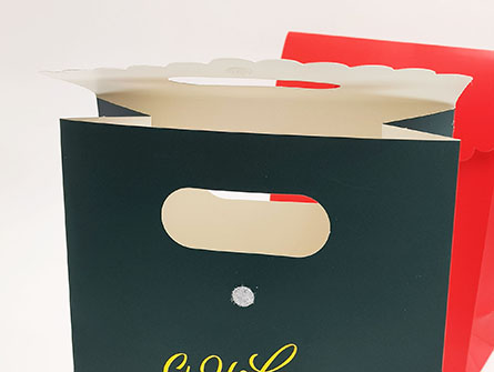 Paper Bag With Gold Stamping Logo