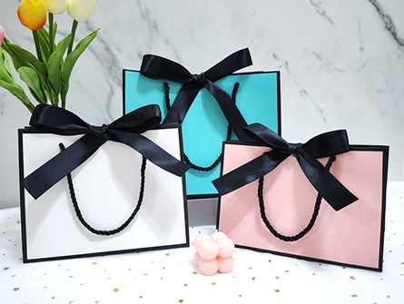 Custom Shopping Paper Bag